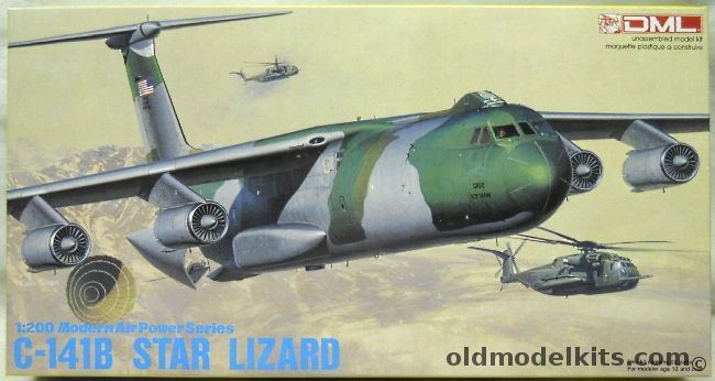 DML 1/200 TWO Lockheed C-141B Starlifter Star Lizard, 2004 plastic model kit